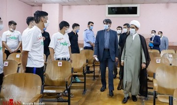 مراسم «آزادی ۱۲ مددجوی کانون اصلاح و تربیت تهران» به همت ستاد ملی صبر و مرکز توسعه حل اختلاف قوه قضاییه