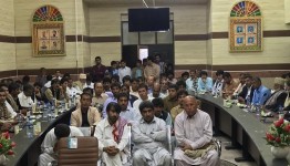 صلح و سازش بین دو طایفه در دلگان